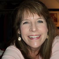 Laura Holman Photo 44