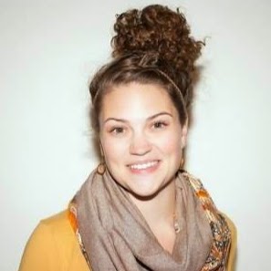 Kathryn Yates Photo 24