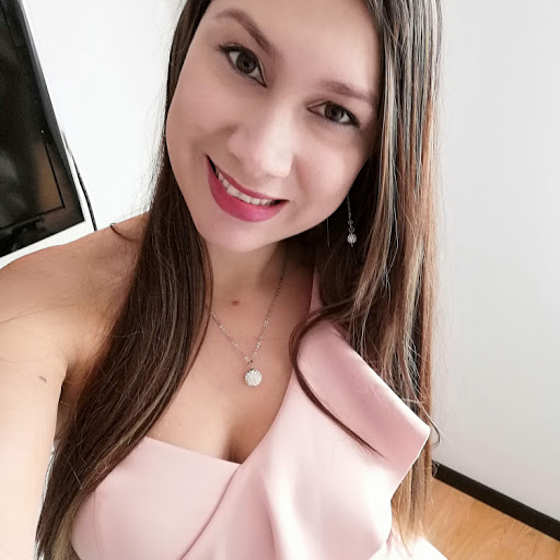 Sandra Montes Photo 24