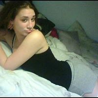 Ashley Holmes Photo 16