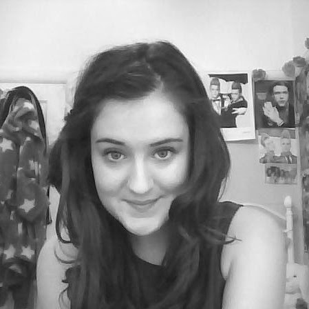 Julia Tully Photo 9