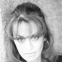 Lisa Arthur Photo 13