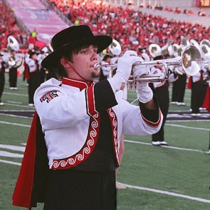Aaron Baxter Photo 15