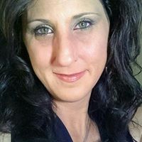 Michele Wyatt Photo 29