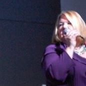 Paula Larson Photo 38