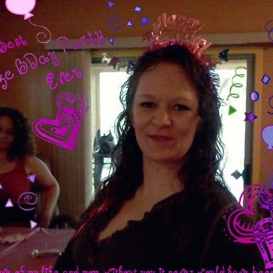 Erin Tucker Photo 35