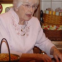 Virginia Sharp Photo 36