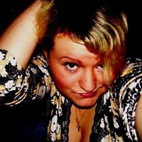 Robyn Skinner Photo 9