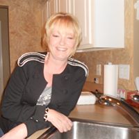 Janet May Photo 27