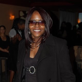 Nicole Walker Photo 39