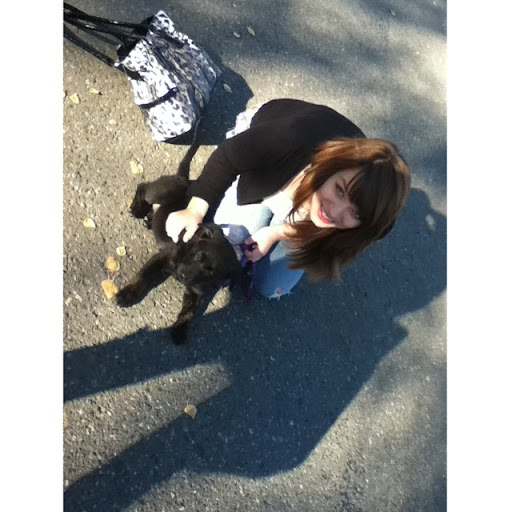 Emily Manley Photo 9