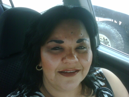 Esther Ramirez Photo 1