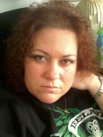 Lori Gunn Photo 17
