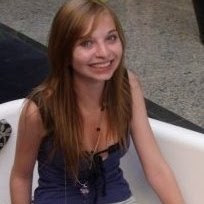 Lucy Cartwright Photo 6