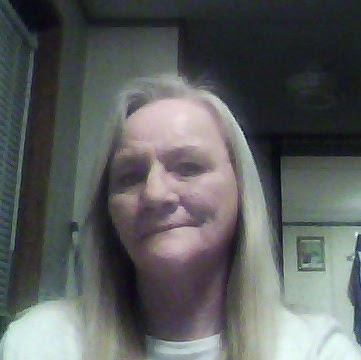 Terri Edwards Photo 32