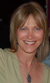 Lynn Berry Photo 37