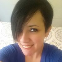 Michelle Benitez Photo 23