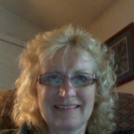 Robin Hamilton Photo 28