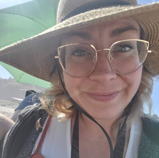 Stephanie Ellsworth Photo 36