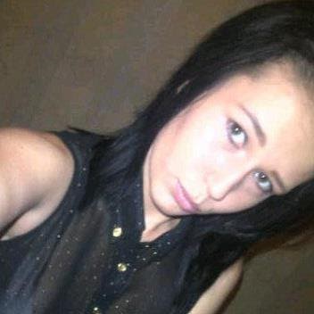 Beth Kelly Photo 34