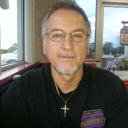 Dennis Brewer Photo 9