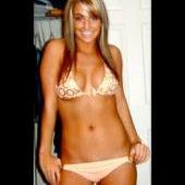 Nicole Alley Photo 11
