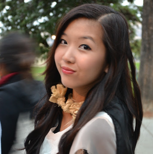 Vy Dinh Photo 13
