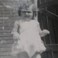 Paula Grey Photo 7