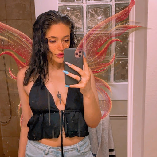 Alyssa Simpson Photo 30