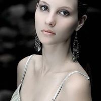 Debora James Photo 29