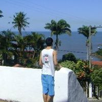 Lucas Muniz Photo 9