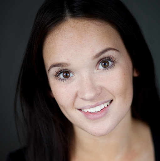 Amy Montgomery Photo 18