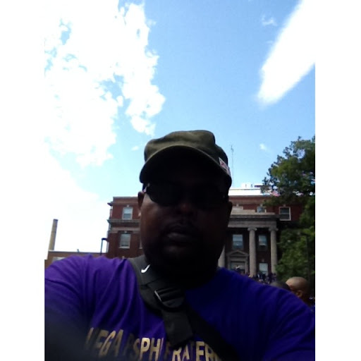 Charles Irvin Photo 29