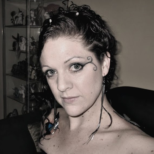 Michelle Hobson Photo 21