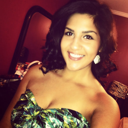 Joselyn Varela Photo 3
