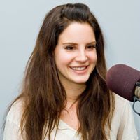 Laura Potts Photo 43