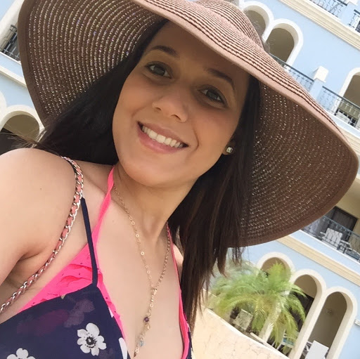 Katherine Gonzalez Photo 14