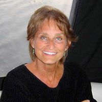 Valerie Carpenter Photo 23