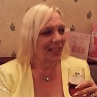 Christine Travers Photo 13