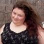 Angela Hathaway Photo 26