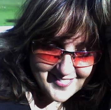 Jennifer Newsome Photo 31