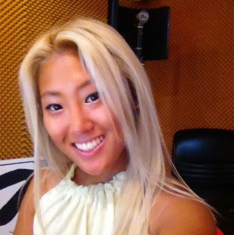 Jennifer Kim Photo 37