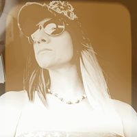 Heather Seubert Photo 5