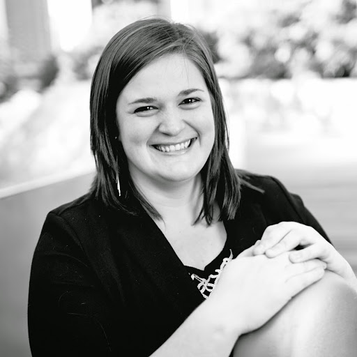 Alison Rowe Photo 7