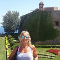 Sandra Larsen Photo 25