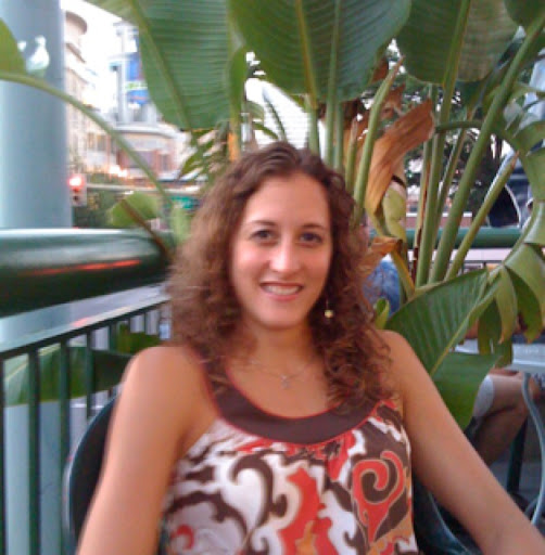 Laura Gilmour Photo 6