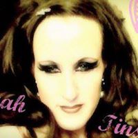 Sarah Tinsley Photo 12