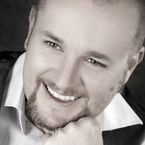 Lee Sinclair Photo 24