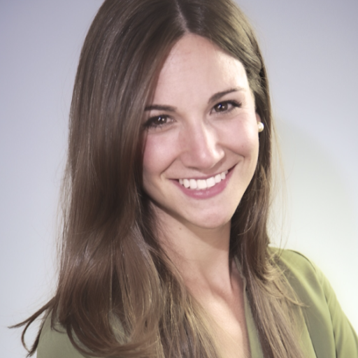 Andrea Holland Photo 12