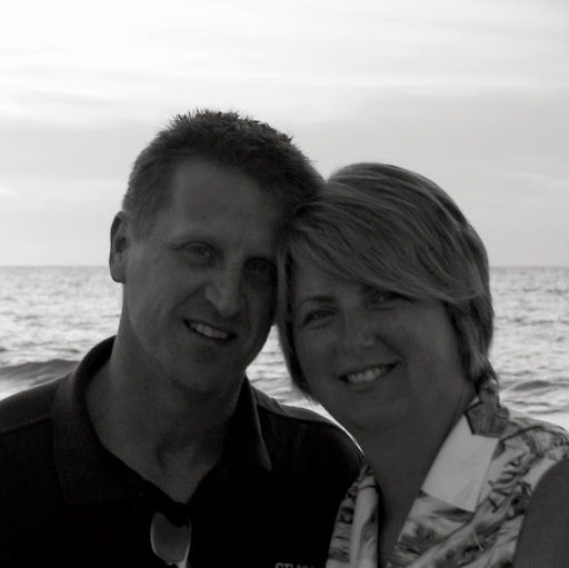 Michelle Barnard Photo 17